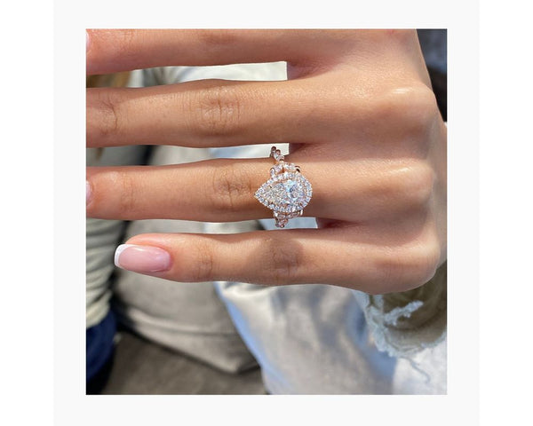 Jessie - Pear Cut 2.85 Carat Diamond Engagement Ring