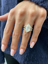 Anika Engagement Ring 4.60 carat, 18K gold