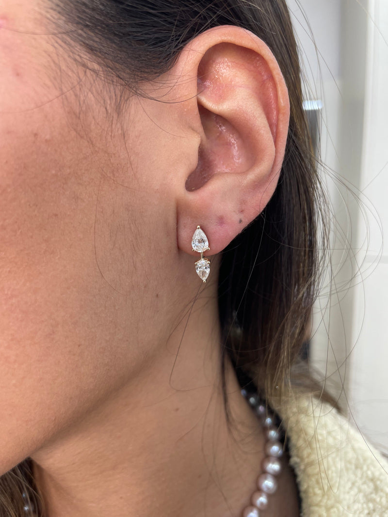 Diamond Stud Earrings 1.55 Carat Yellow Gold 14K