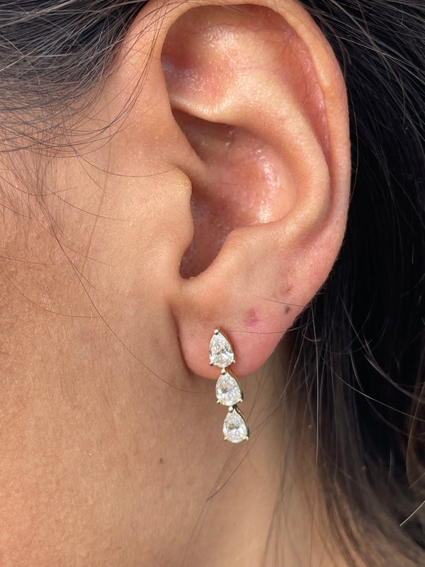 Diamond Drop Earrings 1.75 Carat Yellow Gold 14K