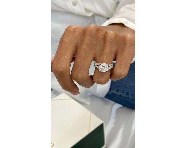 Blanche - Round Cut 3.40 Carat Diamond Engagement Ring