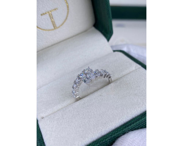 Diamond Ring - Emerald And Round Cut Diamonds 1.61 Carat TCW