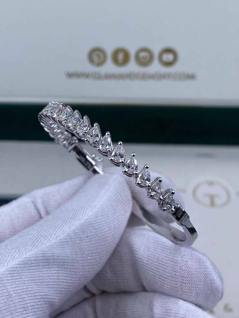 Diamond Bangle Bracelet 2.90 Carat White Gold 14K