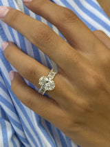 Ginevra Engagement Ring 4.80 Carat White Gold