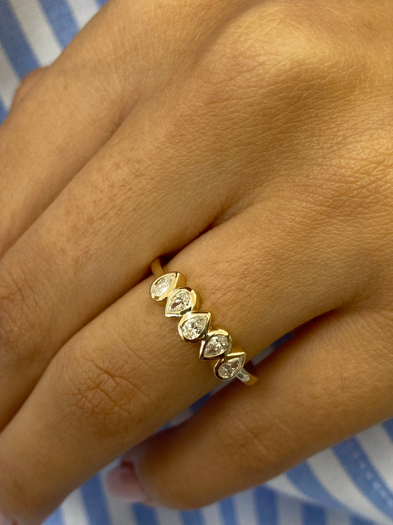 Diamond Stackable Ring 0.30 Carat Yellow Gold 14K