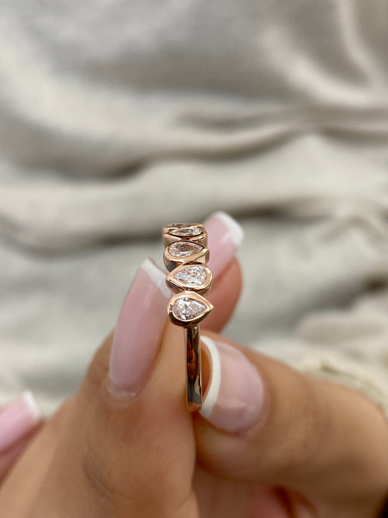 Diamond Stackable Ring 0.30 Carat Rose Gold 14K
