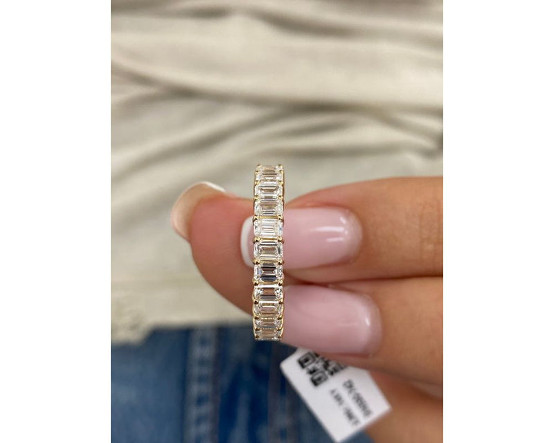 - Emerald Cut Diamonds 1.61 Carat TCW