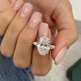 Gaya Engagement Ring 5.50 Carat White Gold