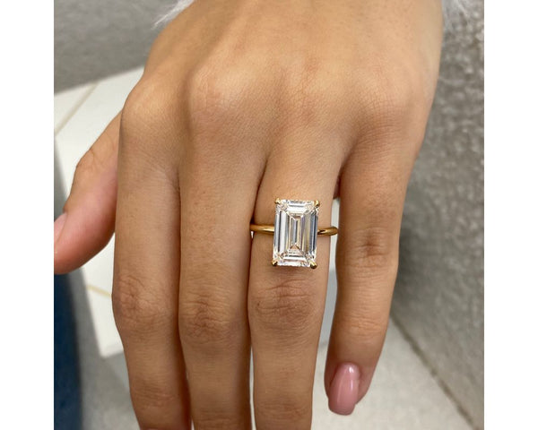 PERY - Emerald Cut 5 Carat Diamond Engagement Ring