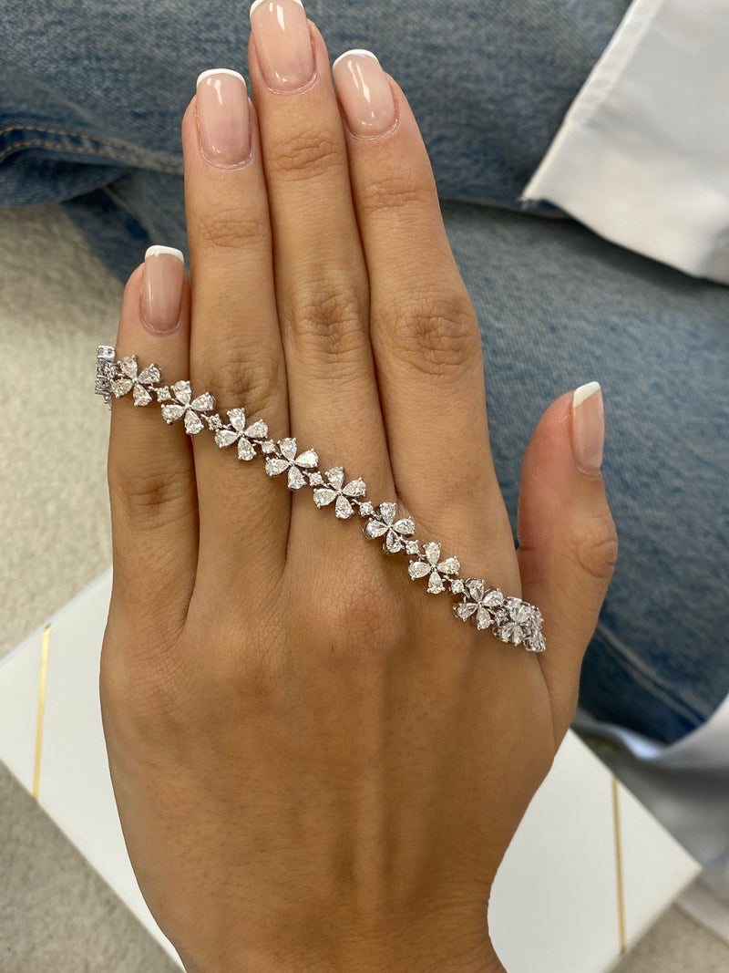 Diamond Cluster Bracelet 6.30 Carat White Gold 14K