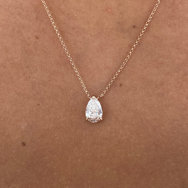 Diamond Necklace 1.04 Carat Rose Gold 14K