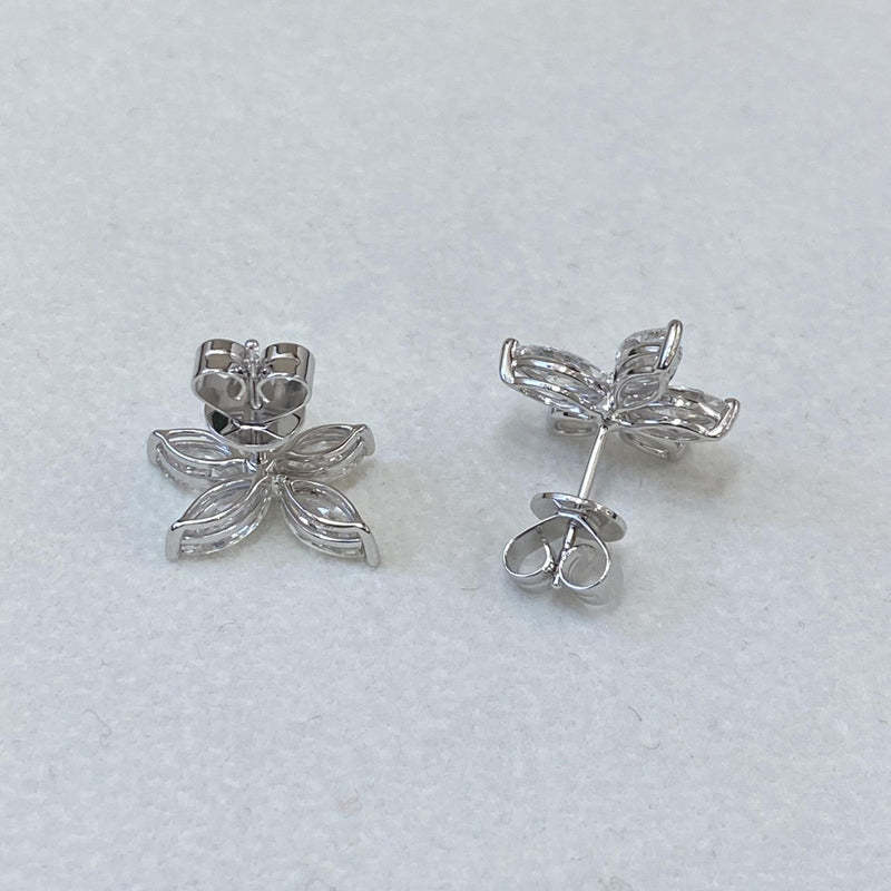 Diamond Stud Earrings 2.64 Carat White Gold 14K