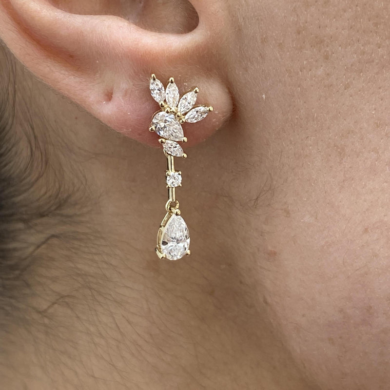 Diamond Drop Earrings 1.93 Carat Yellow Gold 14K