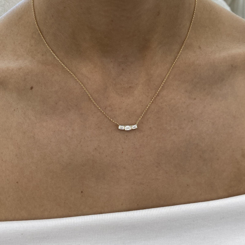 Diamond Pendant Necklace 0.58 Carat Yellow Gold 14K