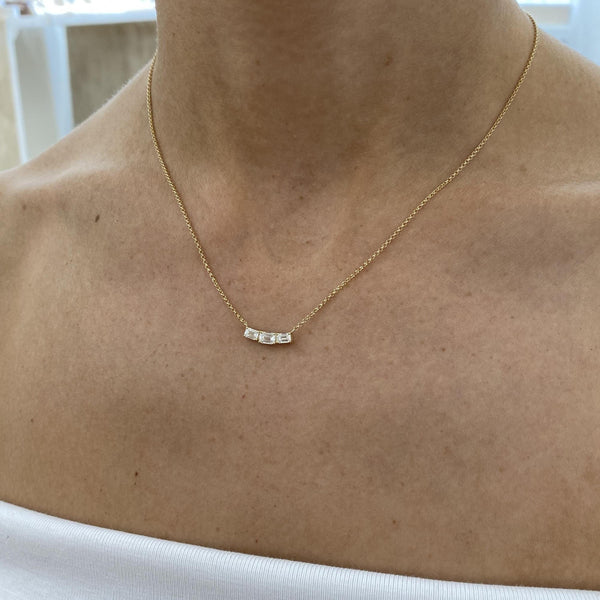 Diamond Pendant Necklace 0.58 Carat Yellow Gold 14K