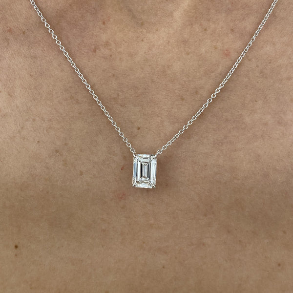 Diamond Pendant Necklace 2.10 Ct White Gold
