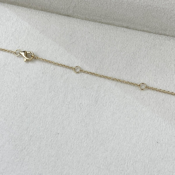 Diamond Pendant Necklaces