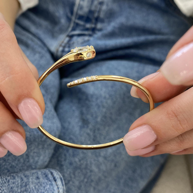 Diamond Bangle Bracelet 1.25 Carat Yellow Gold 14K
