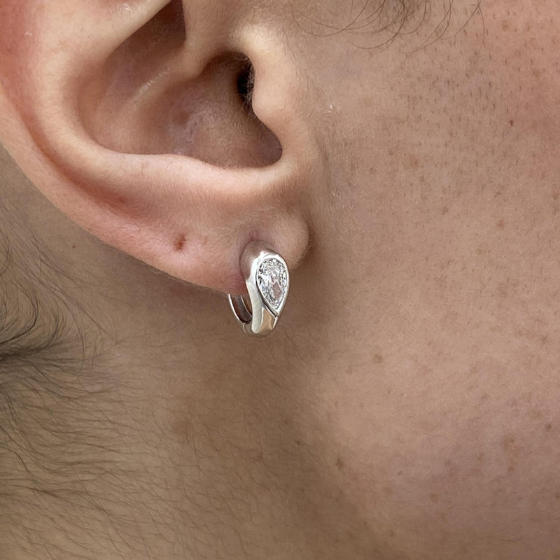 Diamond Huggie Earrings 0.66 Carat White Gold 14K