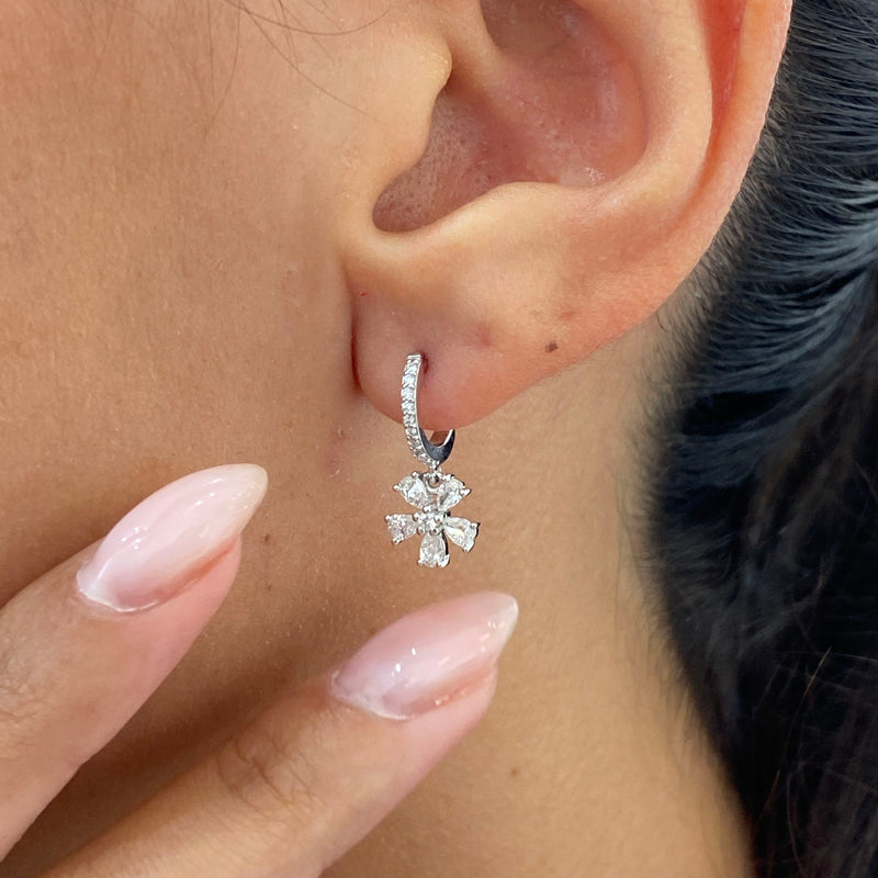 Diamond Dangle Earrings 0.65 ct White Gold