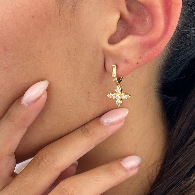 Diamond Dangle Earrings 0.95 ct Yellow Gold