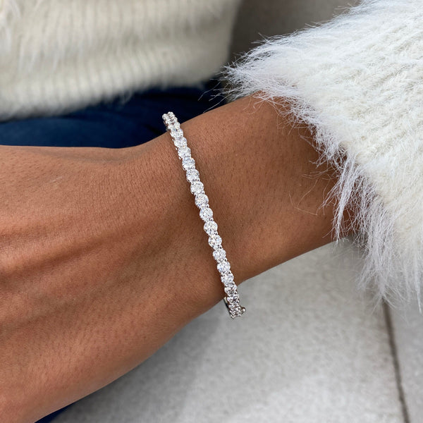 Diamond Bangle Bracelet 3.05 Carat White Gold 14K