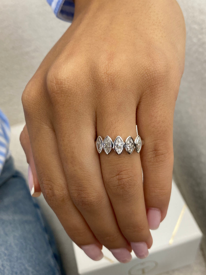 Diamond 5 Stone Ring 1.07 Carat White Gold 14K