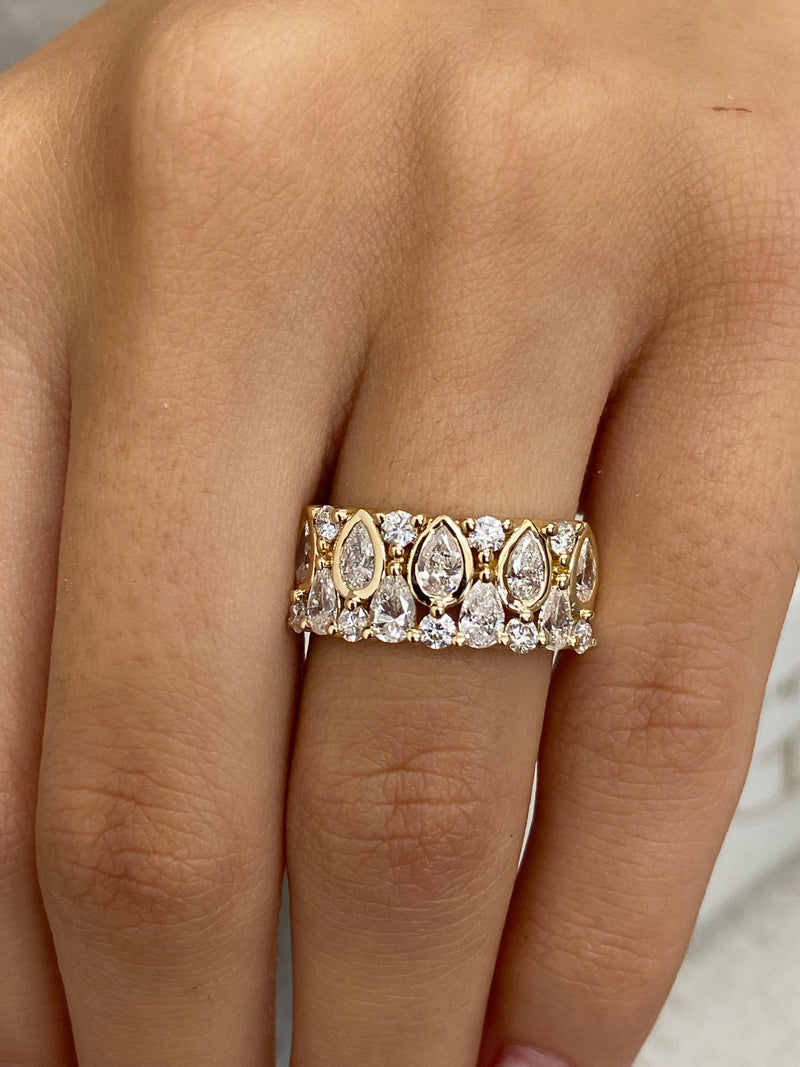 Diamond Wide Ring 1.58 Carat Yellow Gold 14K