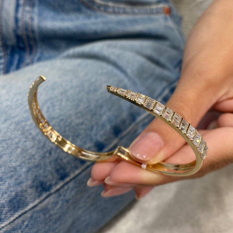 Diamond Bangle Bracelet 4.58 Carat Yellow Gold 14K
