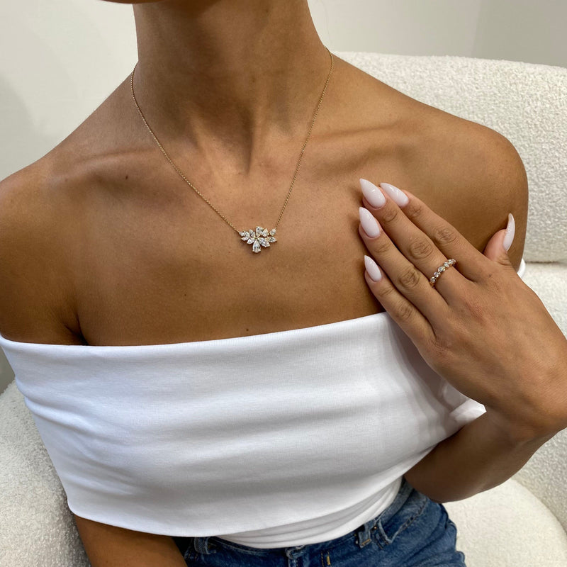 Diamond Pendant Necklace 2.49 Carat Yellow Gold 14K