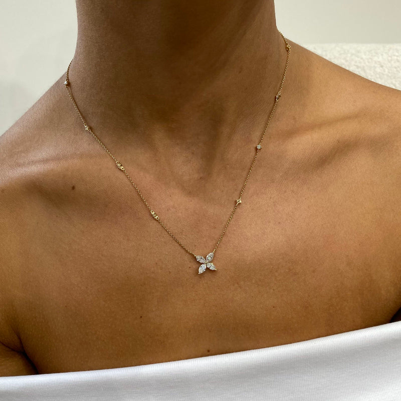Diamond Pendant Necklace 1.21 Carat Yellow Gold 14K