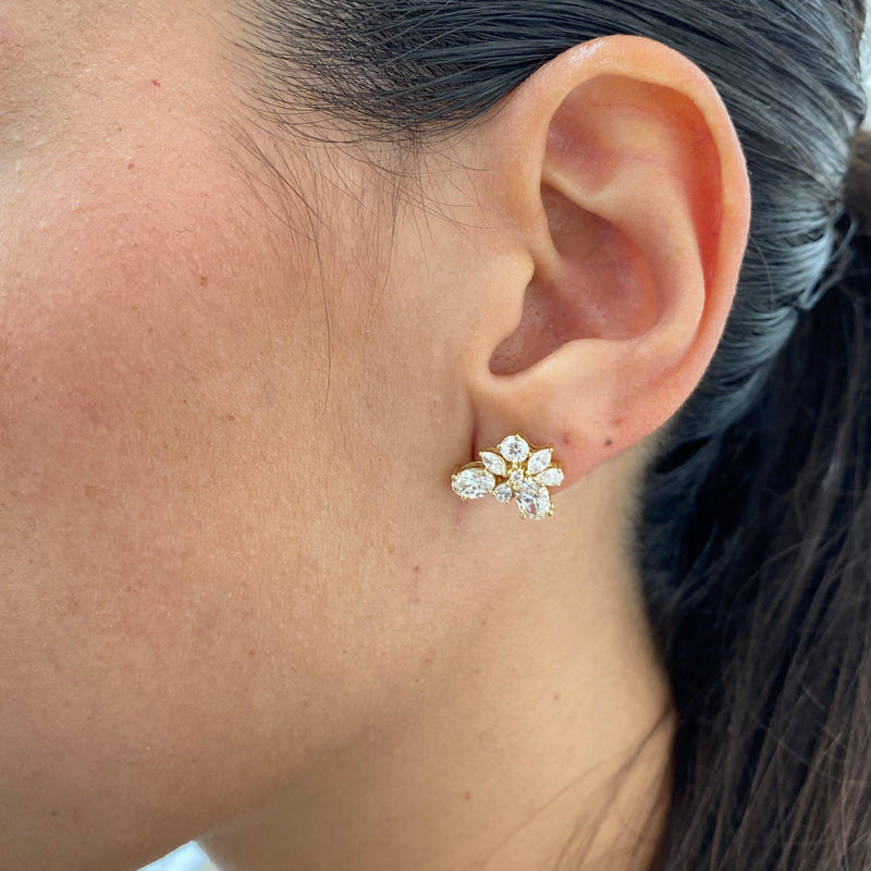 Diamond Stud 2.91 Carat Yellow Gold 14K