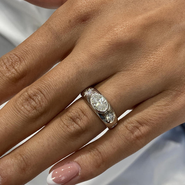 Diamond Signet Ring 1.16 Carat White Gold 14K
