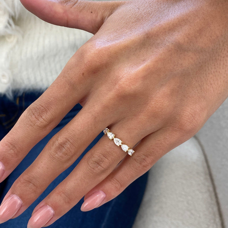 Diamond 5 stone ring 0.78 Carat Yellow Gold 14K