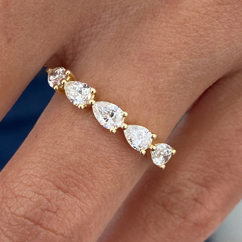 Diamond 5 stone ring 0.78 Carat Yellow Gold 14K