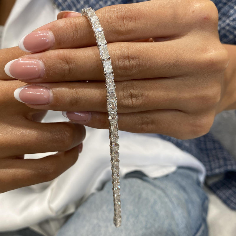 Diamond Tennis Bracelet 10.65 Carat White Gold 14K