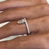 Diamond Solitaire w/ Accent 0.96 Carat White Gold 14K