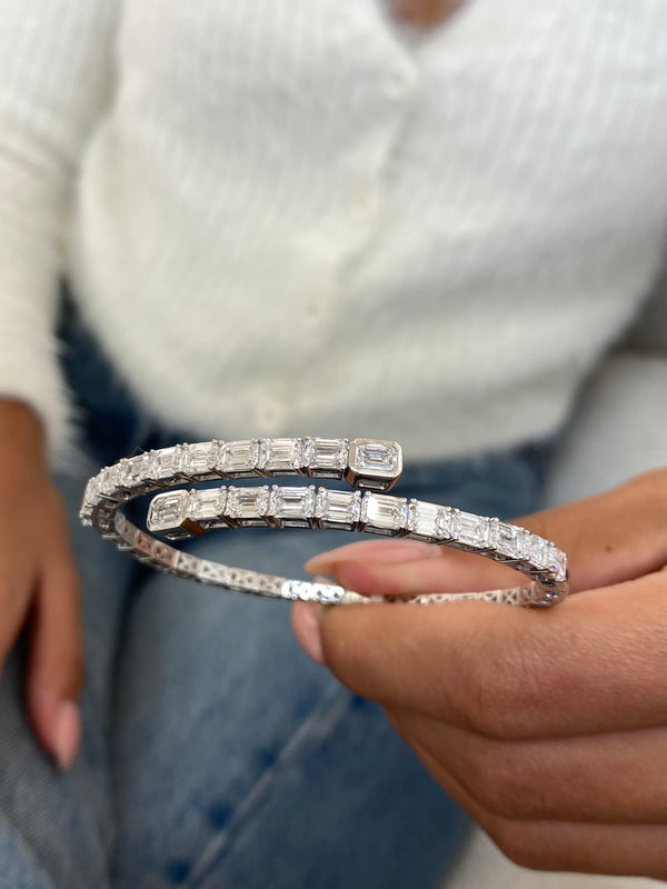 Diamond Bangle 6.88 Carat White Gold 14K