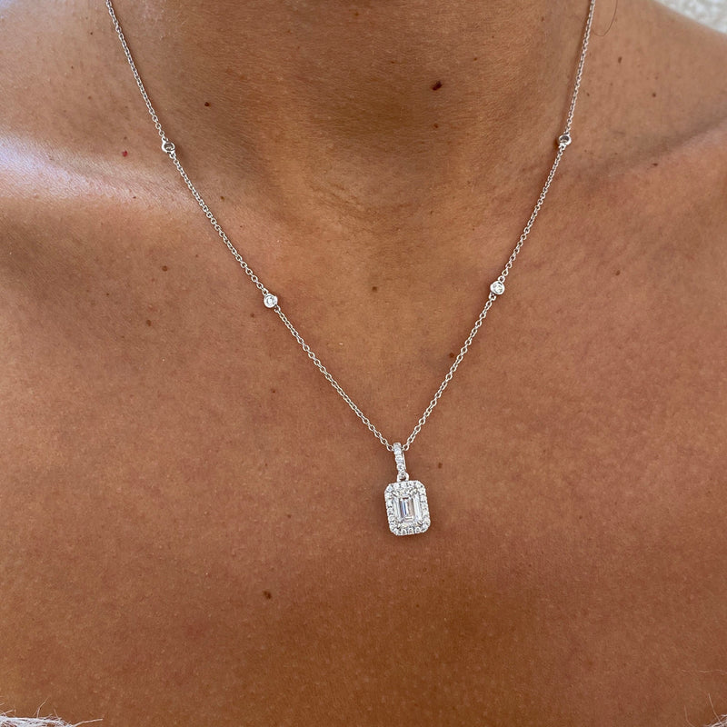 Diamond Pendant Necklace 1.37 Carat White Gold 14K