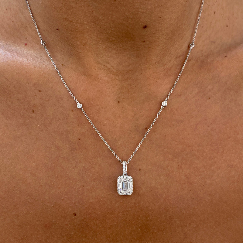 Diamond Pendant Necklace 1.37 Carat White Gold 14K