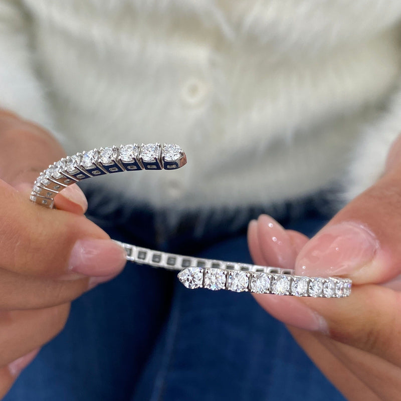 Diamond Bangle Bracelet 3.48 Carat White Gold 14K