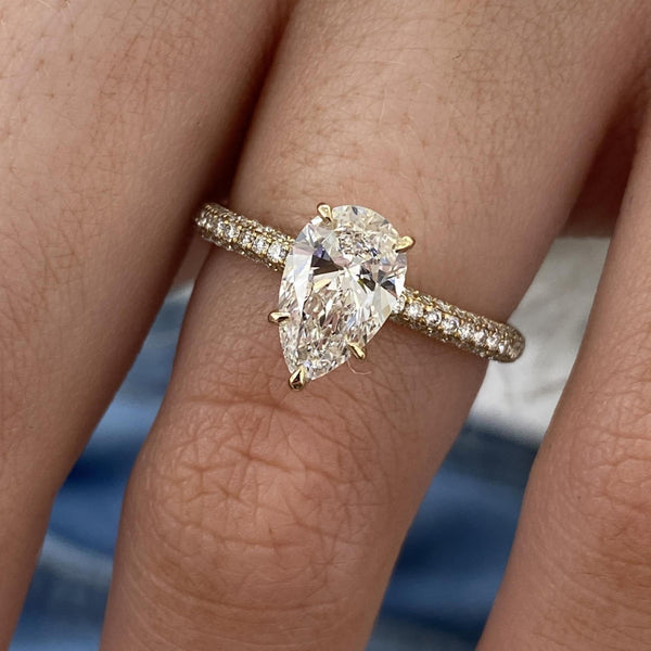 Lunara Engagement Ring 1.50 carat, 18K gold