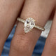 Lunara Engagement Ring 1.50 carat, 18K gold