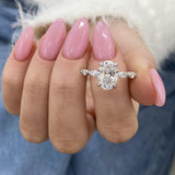 Lyric Engagement Ring 2.65 carat, 18K gold