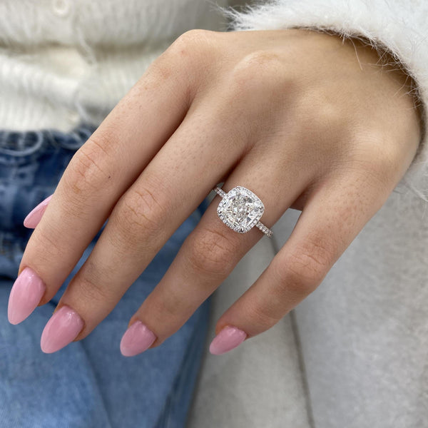 Noémie Engagement Ring 3.45 carat, 18K gold