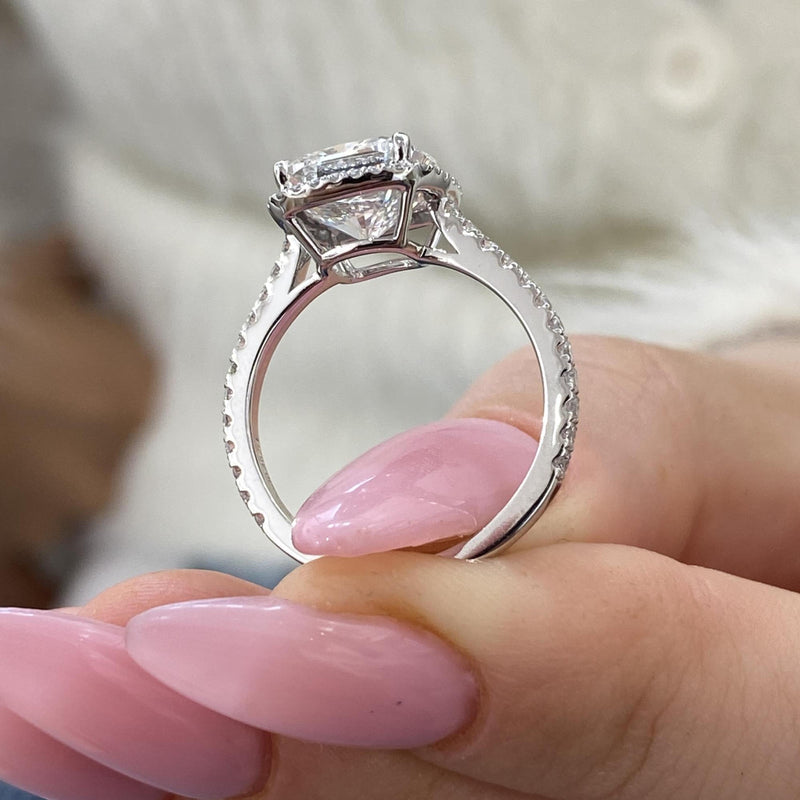Noémie Engagement Ring 3.45 carat, 18K gold