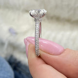 Araceli Engagement Ring 2.10 carat, 18K gold