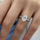 Araceli Engagement Ring 2.10 carat, 18K gold