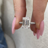 AD0063R05-W_7 Engagement Ring 4.50 carat, 18K gold
