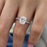 Delphine Engagement Ring 2.55 carat, 18K gold